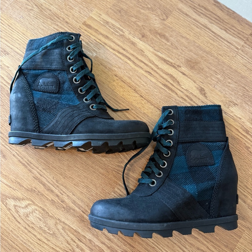Sorel Lexie Wedge Women’s Size 8.5